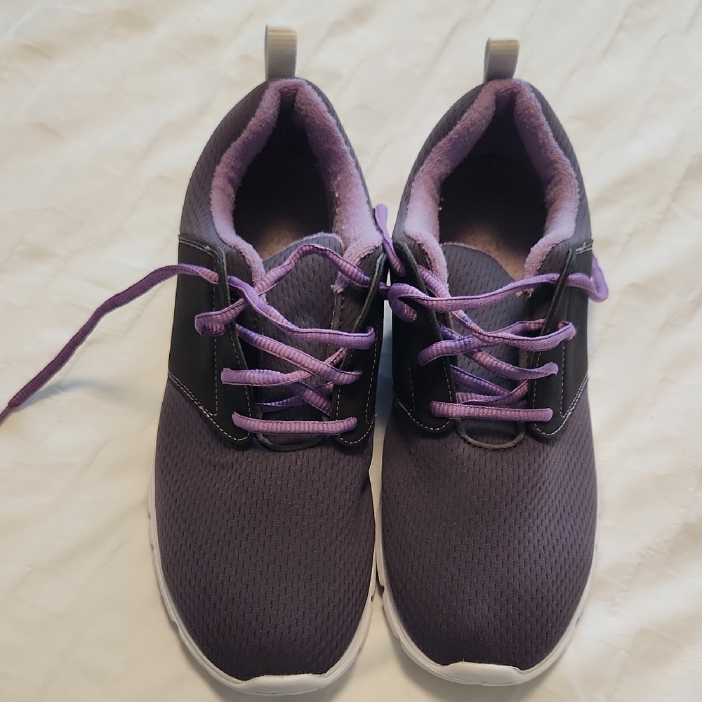 FootJoy Women's Purple Spikeless Golf Shoes